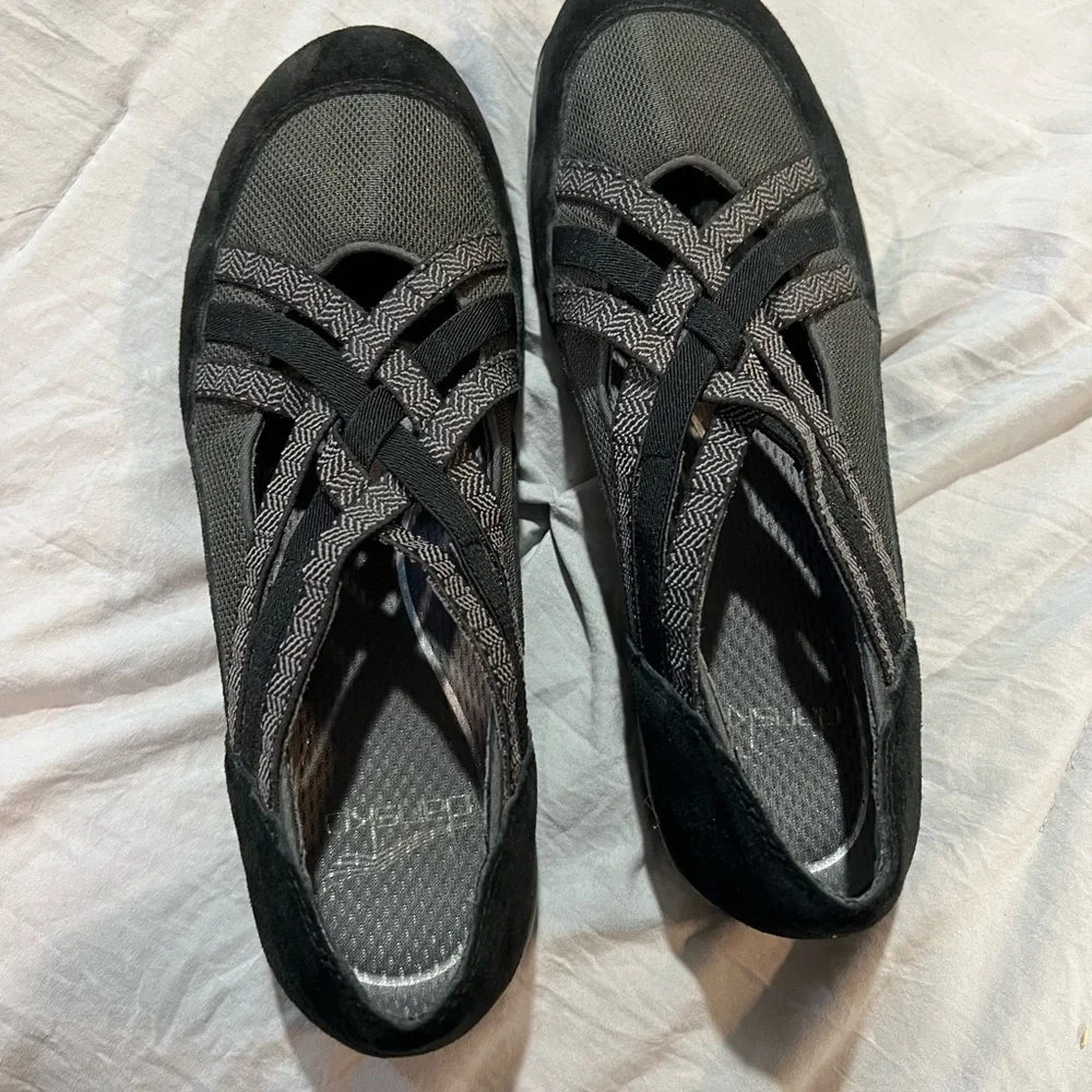 Dansko Gray Flats Modern Comfort Design